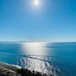 Apartamento ¡magníficas Vistas Al Mar! Piscina Y Wifi Gratis, Torremolinos